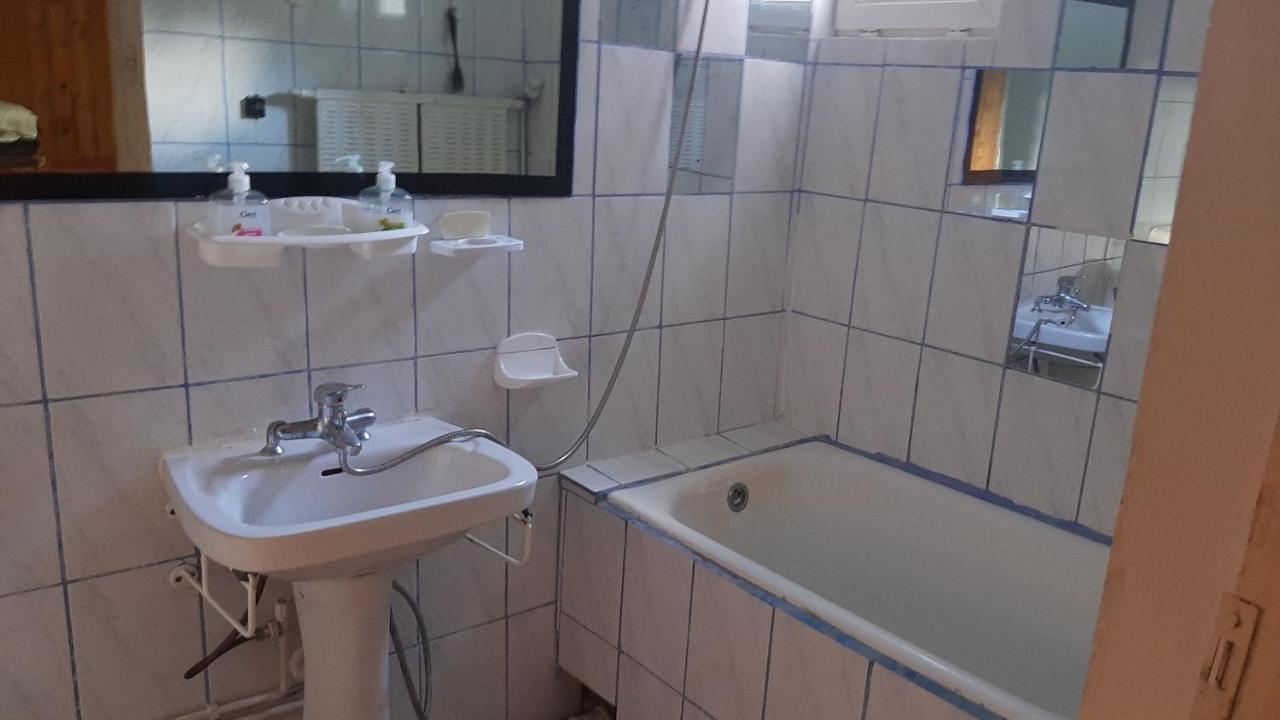 Casa Cristina_ Cabana Buşteni Esterno foto